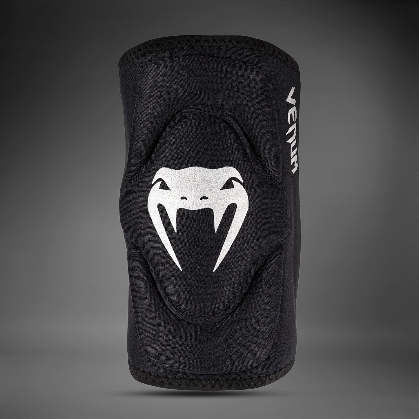 Venum Gel Kontact Kniebeschermers - Zwart/Zilver