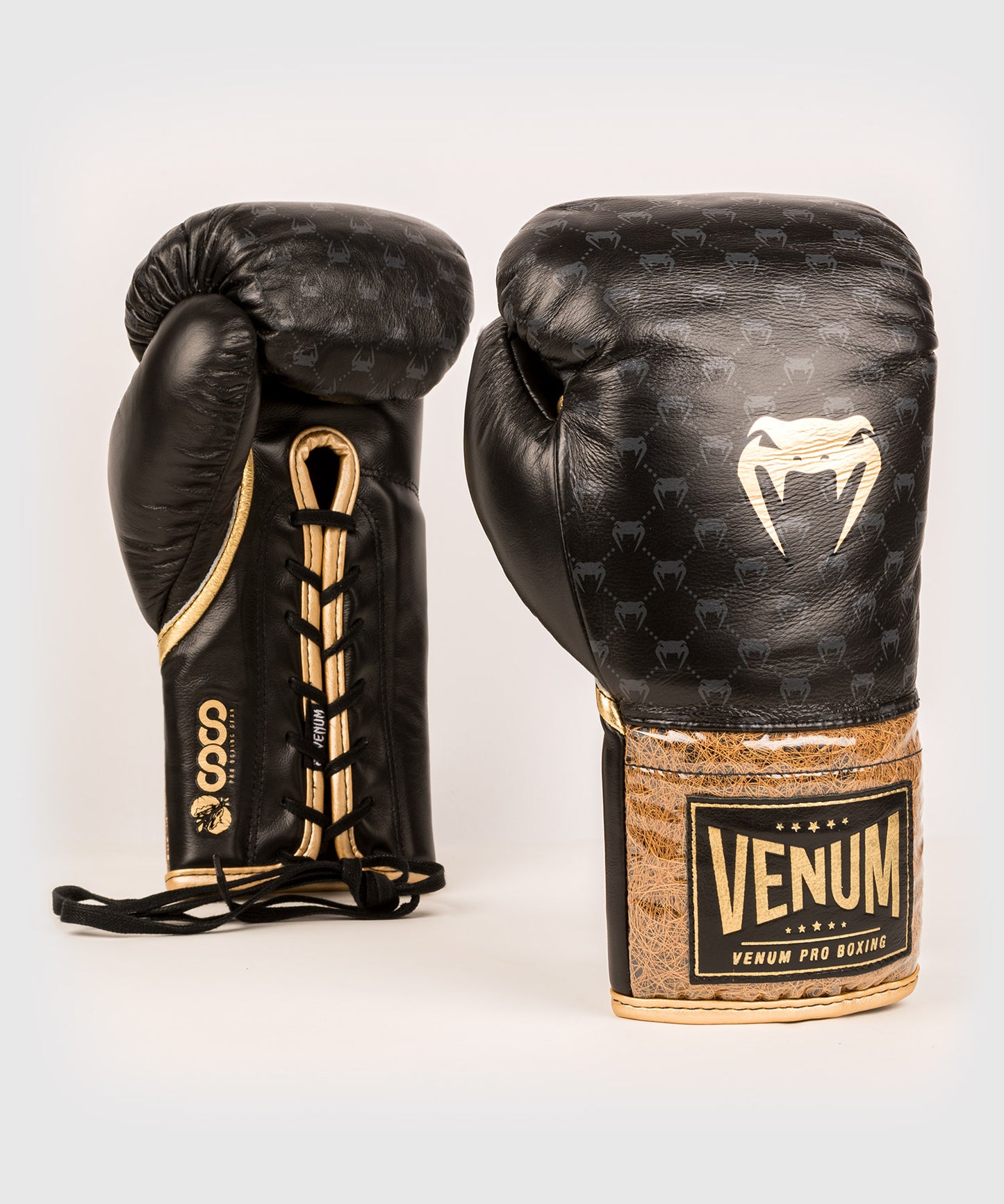 Venum Coco Monogram Pro bokshandschoenen  - Intens zwart