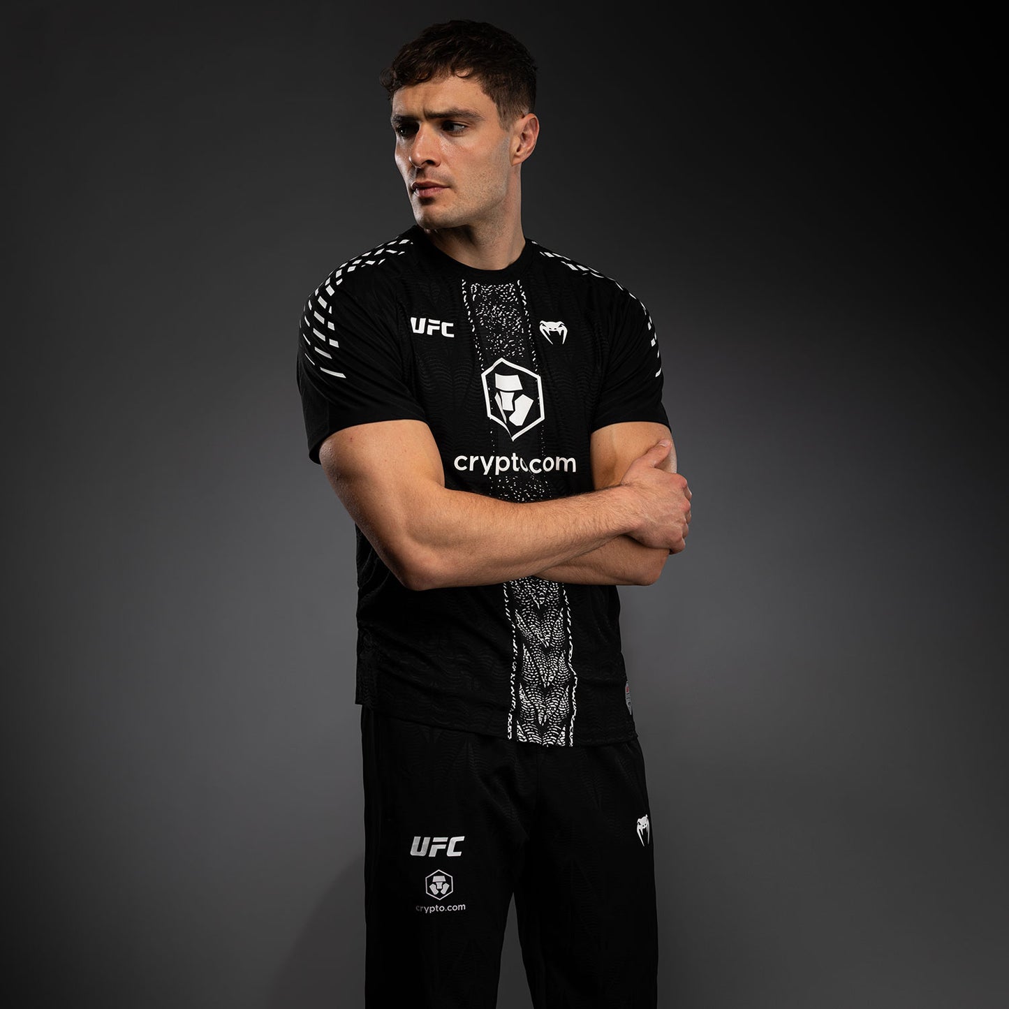 UFC Zenith by Venum Authentic Fight Night Officieel Walkout-shirt Heren Personalized - Zwart