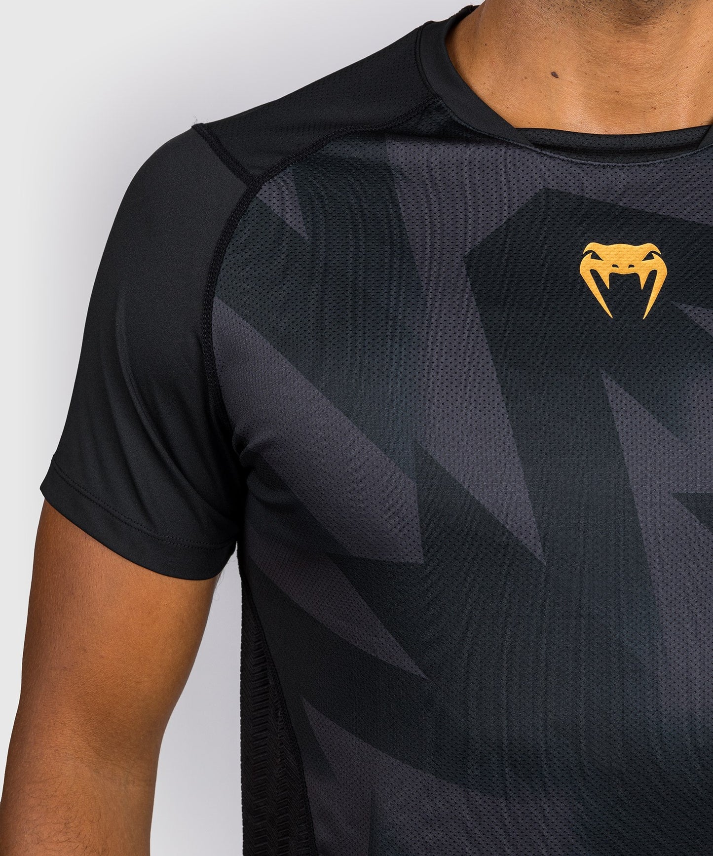 Venum Razor Dry Tech T-shirt - Zwart/Goud