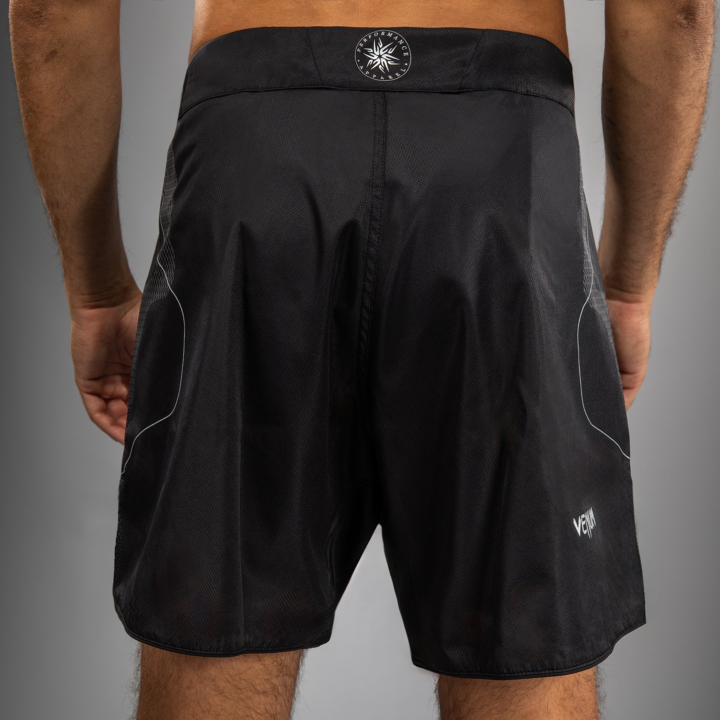 Venum Nexus Fight Shorts – Zwart/Zilver