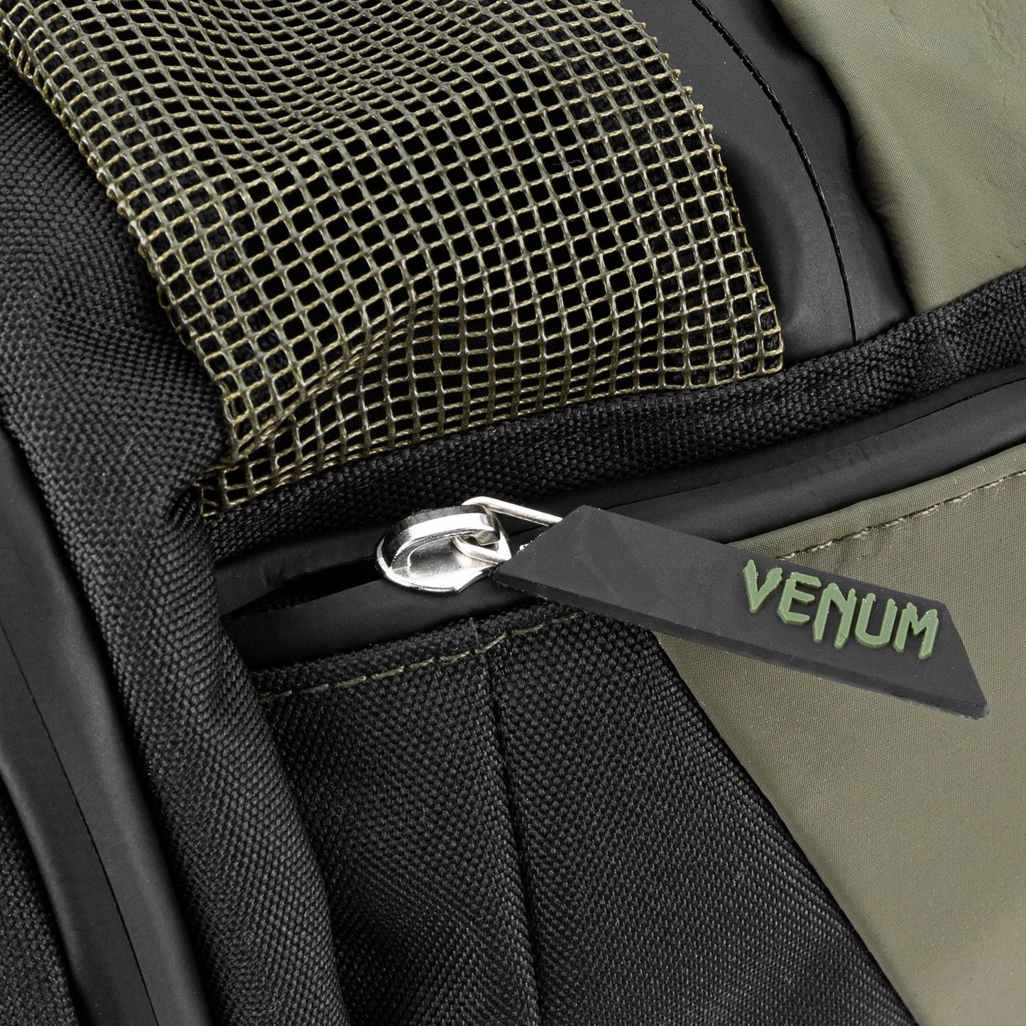 Venum Trainer Lite Evo Sporttassen (48L) – Kaki/Zwart