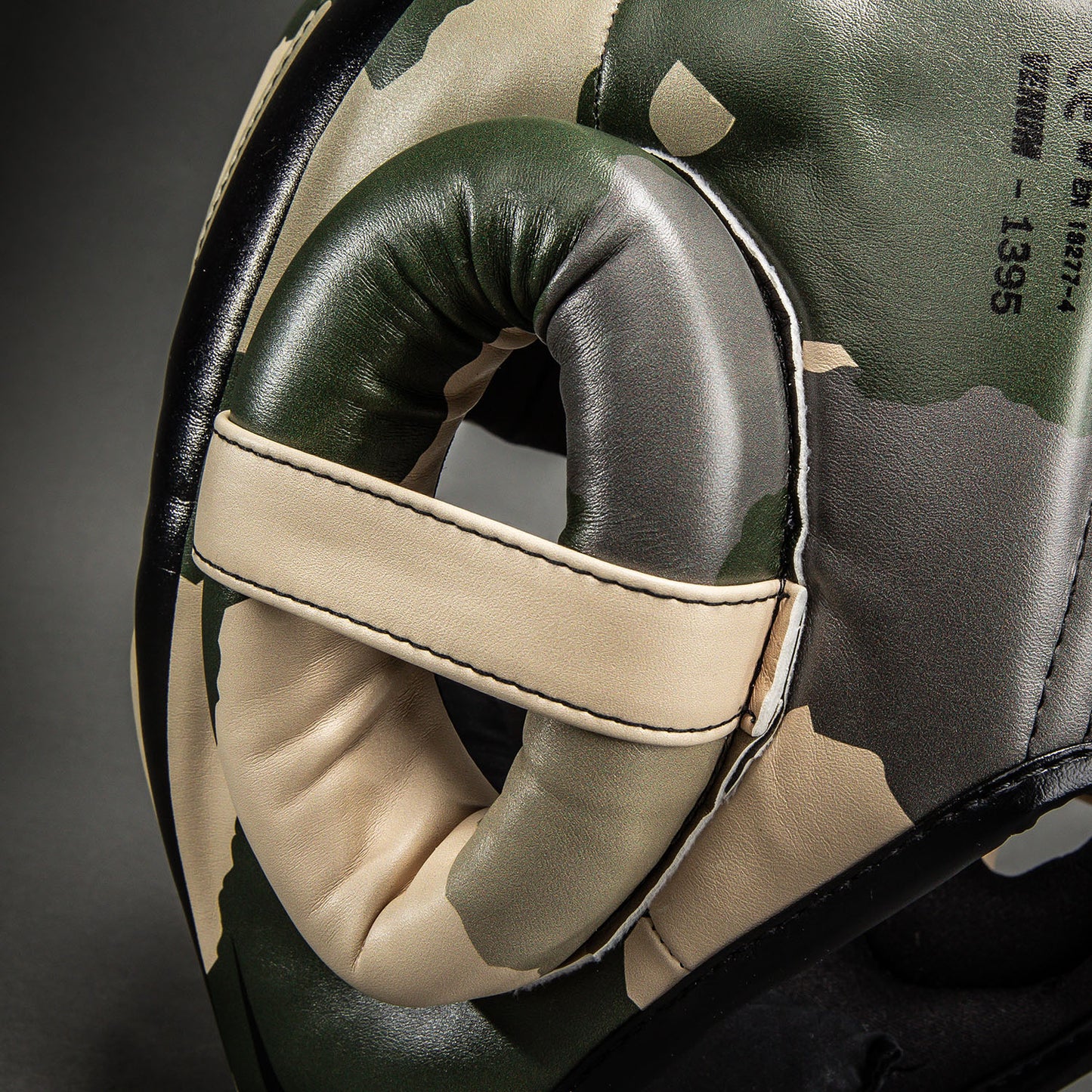 Venum Elite Camo Hoofdbeschermer – Kaki/Offwhite