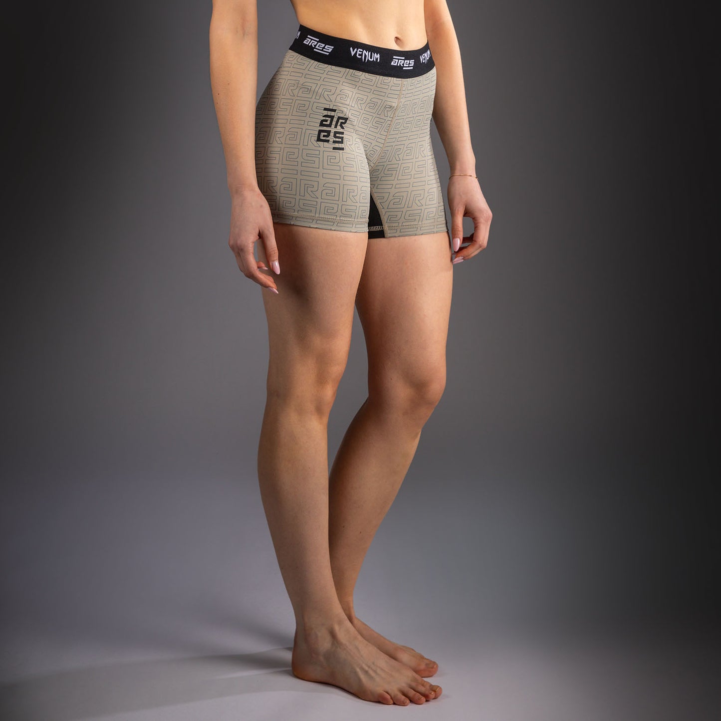 Venum x Ares 2.0 Trainingsshorts voor dames – Zand