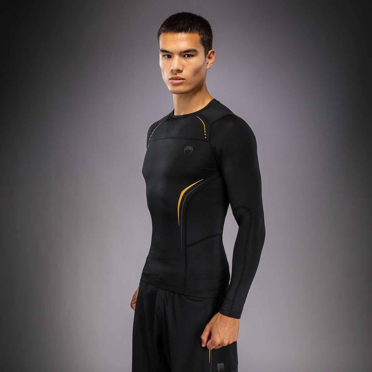 Venum G-Core Rashguard met lange mouwen - Zwart/Goud