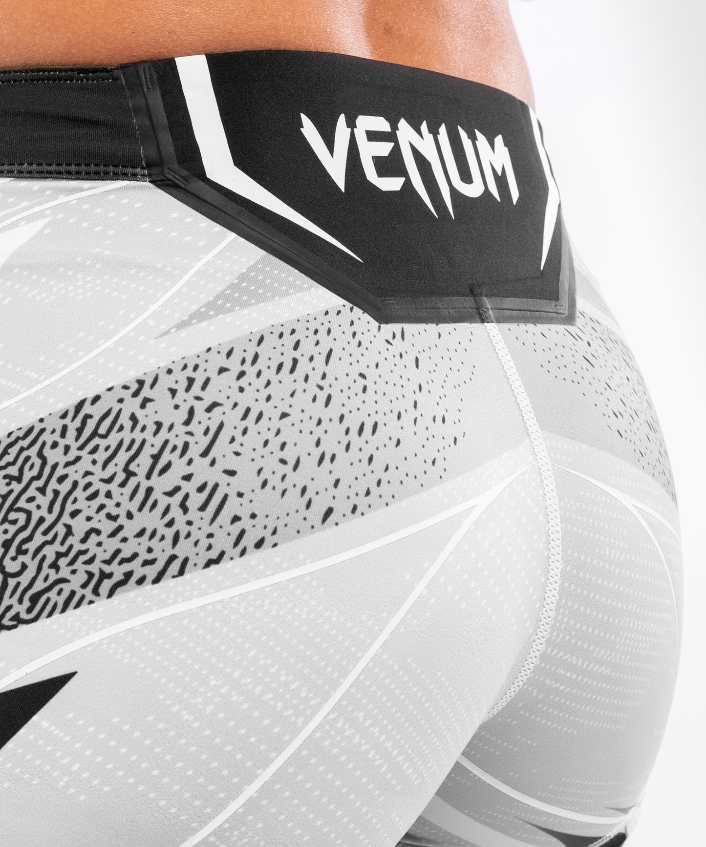 UFC Venum Authentic Fight Night Vale Tudo Damesshort - Short Fit - Wit
