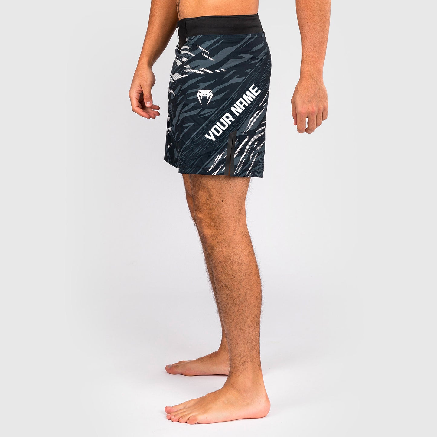 UFC Fusion by Venum Personalized Authentic Fight Night Fight Shorts voor Heren - Kort Fit - Zwart