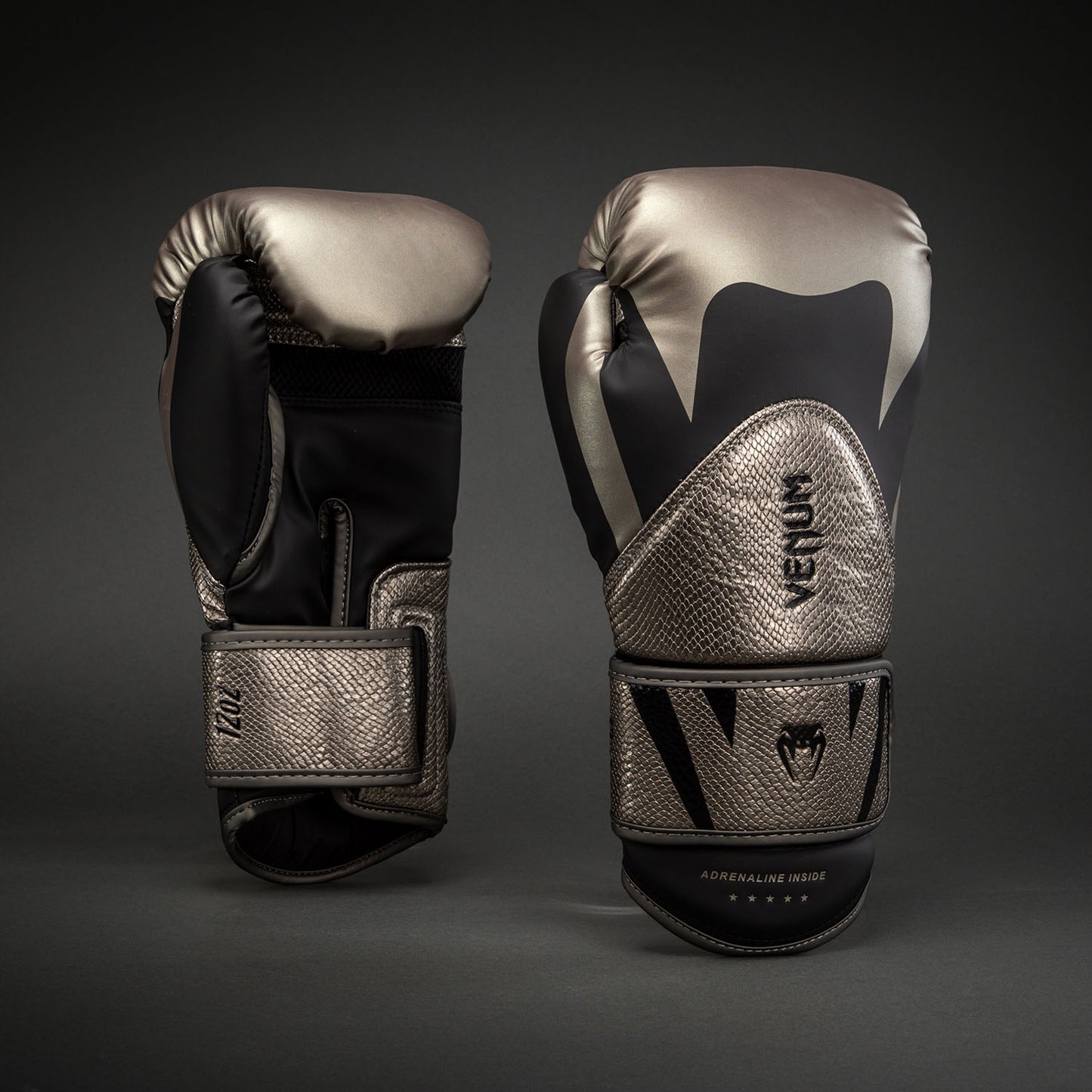 Venum Challenger 4.0 Scales Bokshandschoenen – Zilver/Zwart