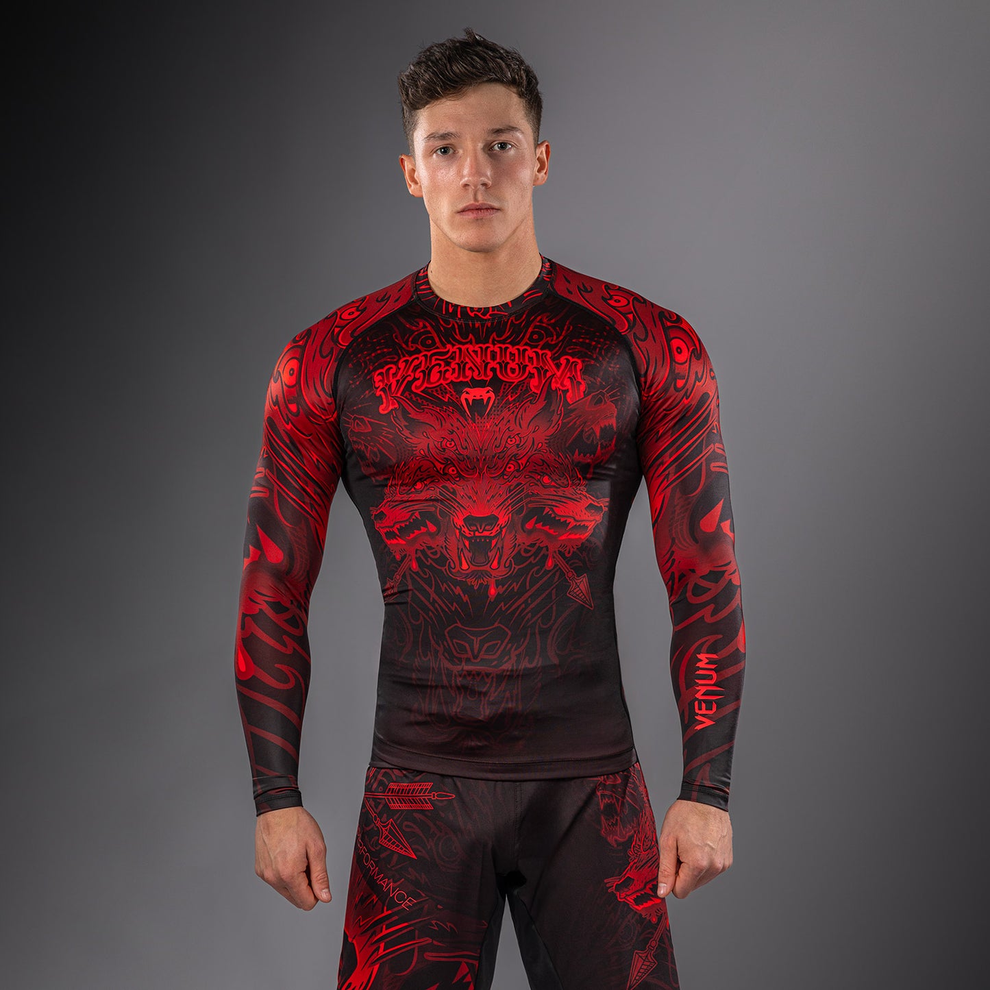 Venum Wolf Atak Rashguard met lange mouwen – Zwart/Rood