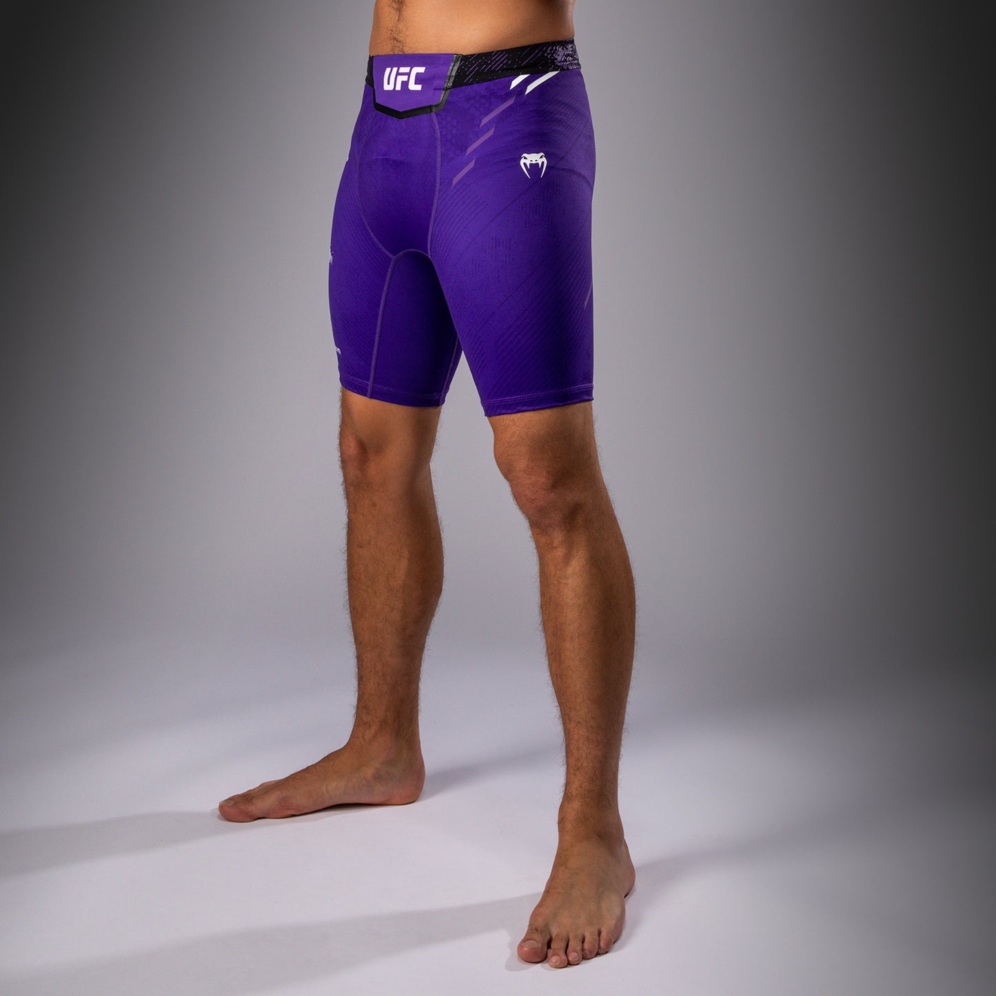 UFC Adrenaline by Venum Authentic Fight Night Vale Tudo Shorts voor Heren - Paars