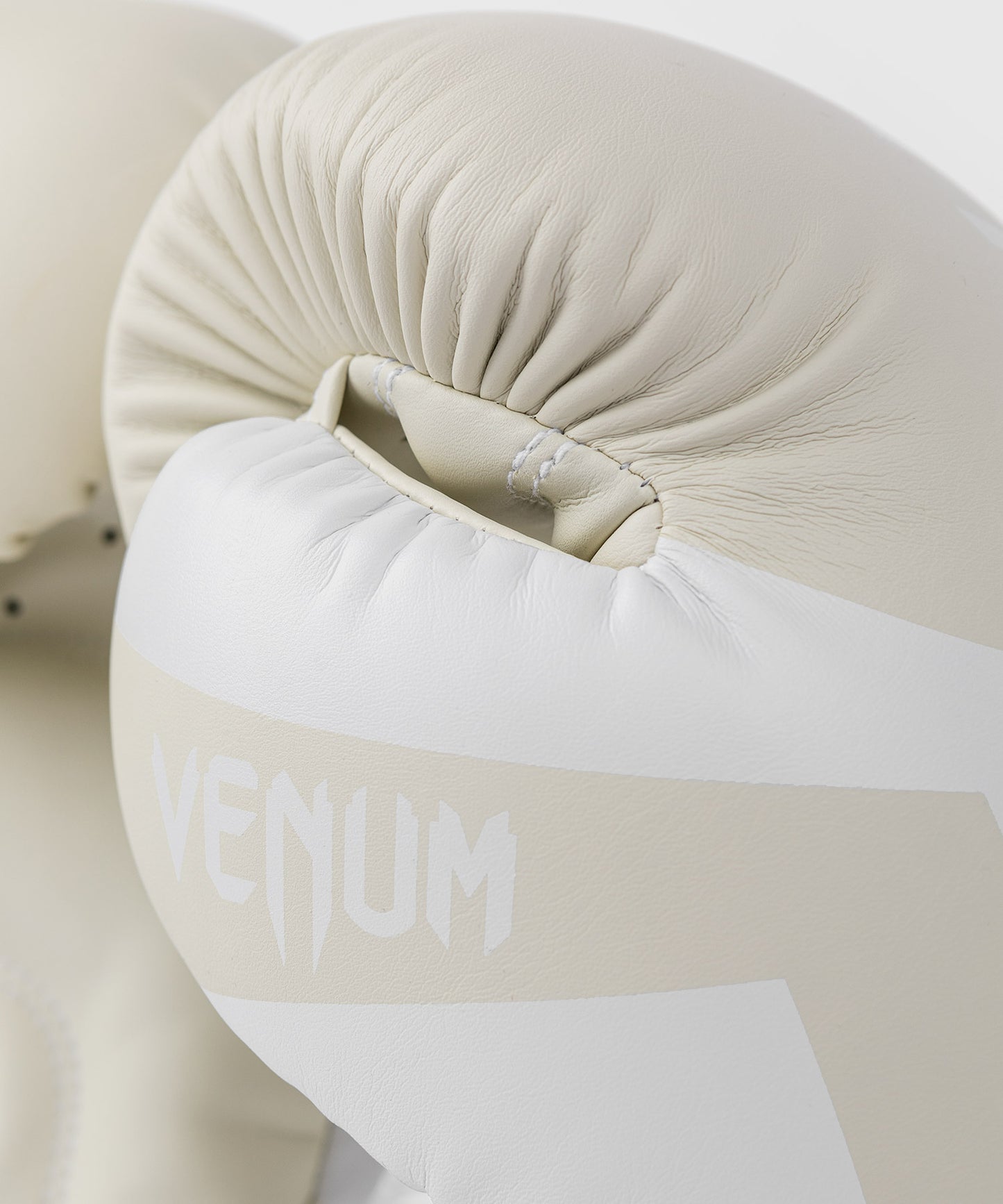 Venum Elite Bokshandschoenen - Wit/Ivoor