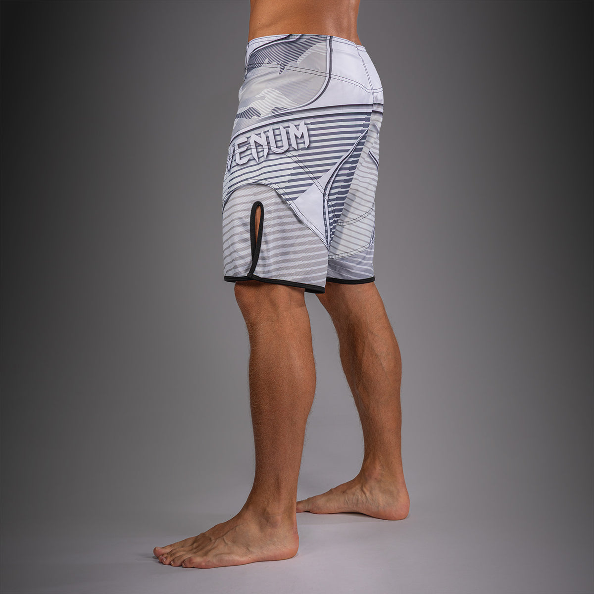 Venum Camo Hero Fightshorts - Wit/Lichtgrijs