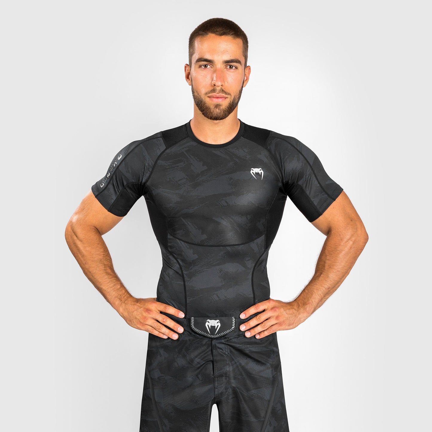Venum Electron 3.0 Compressie T-shirt - Korte Mouw - Zwart