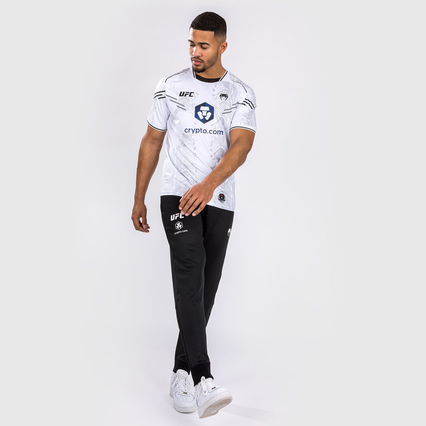 UFC Adrenaline by Venum Authentic Fight Night Heren Walkout Jersey - Wit