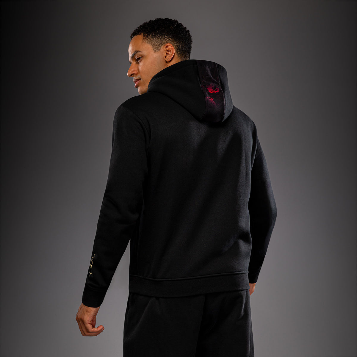 Jujutsu Kaisen x Venum Itadori Hoodie – Zwart/Rood