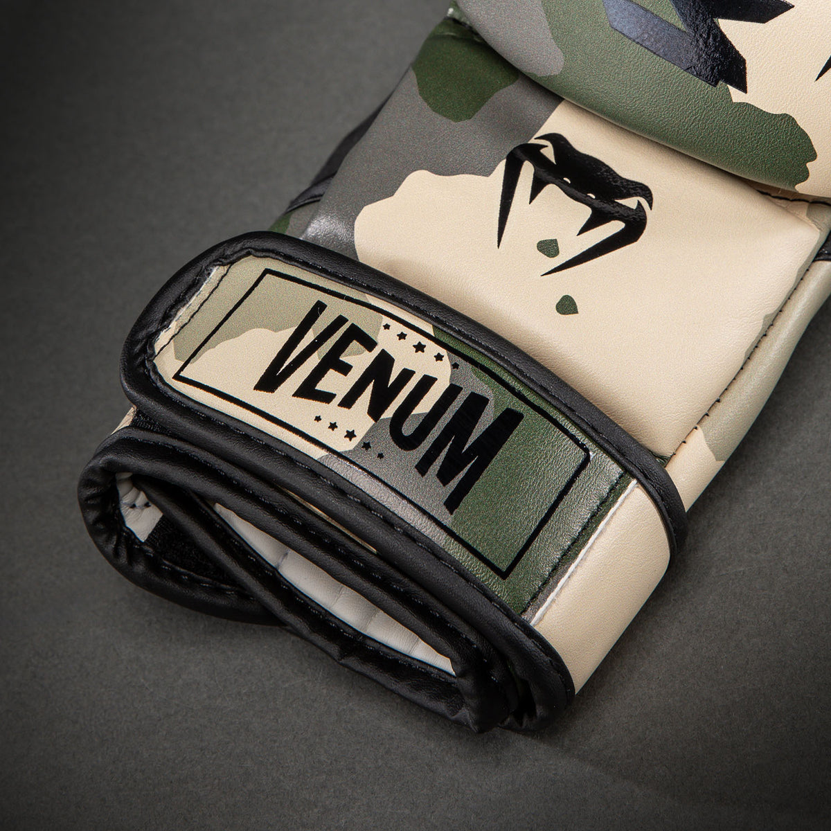 Venum Elite Camo Sparring Handschoenen - Kaki/Offwhite