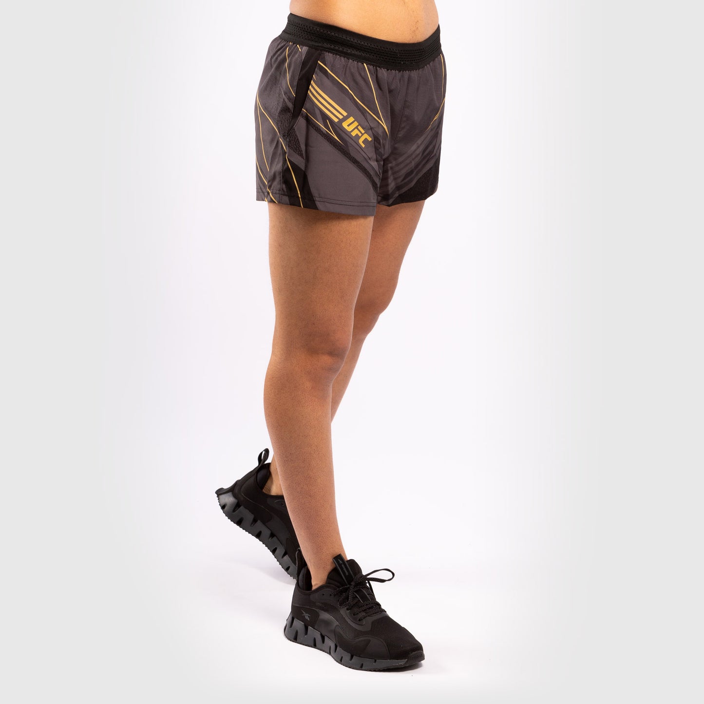 UFC Venum Replica Damesshort - Champion