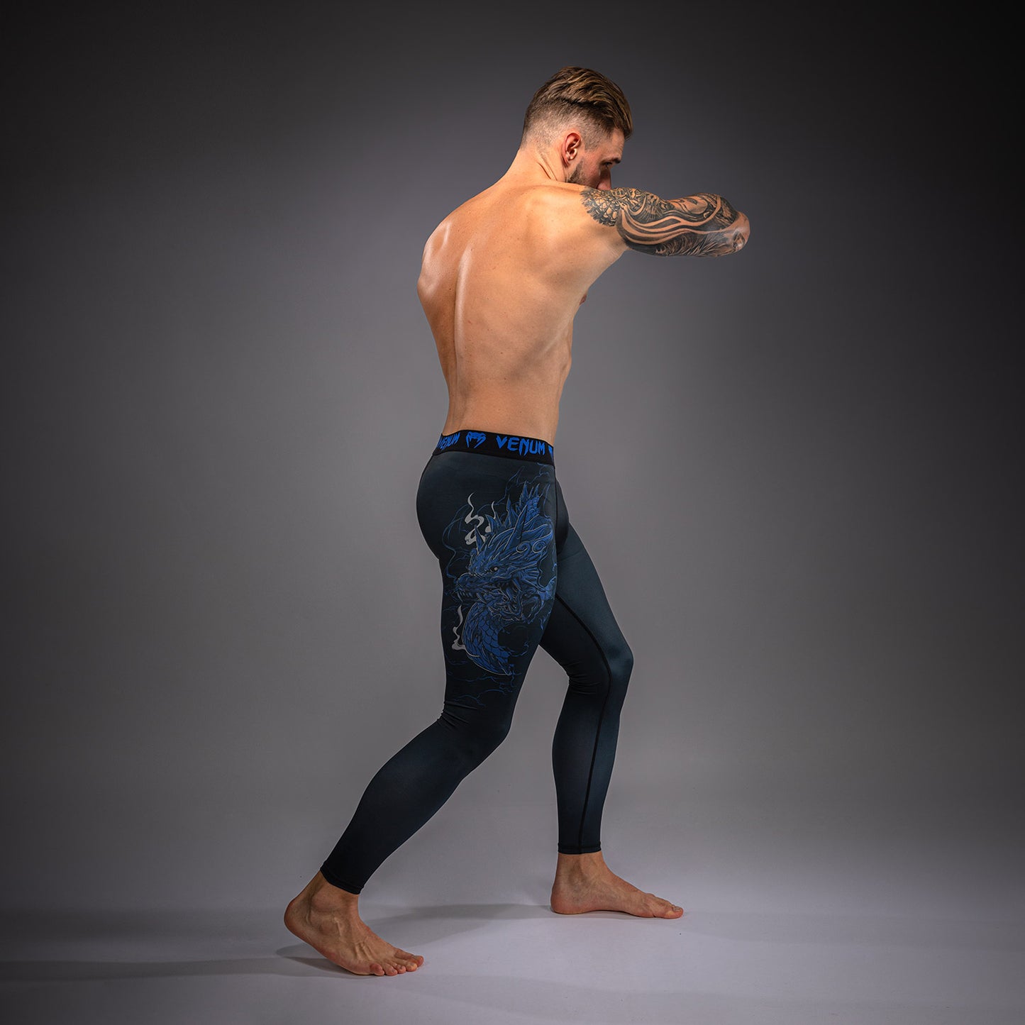 Venum Thunder Dragon Spats – Zwart/Koningsblauw