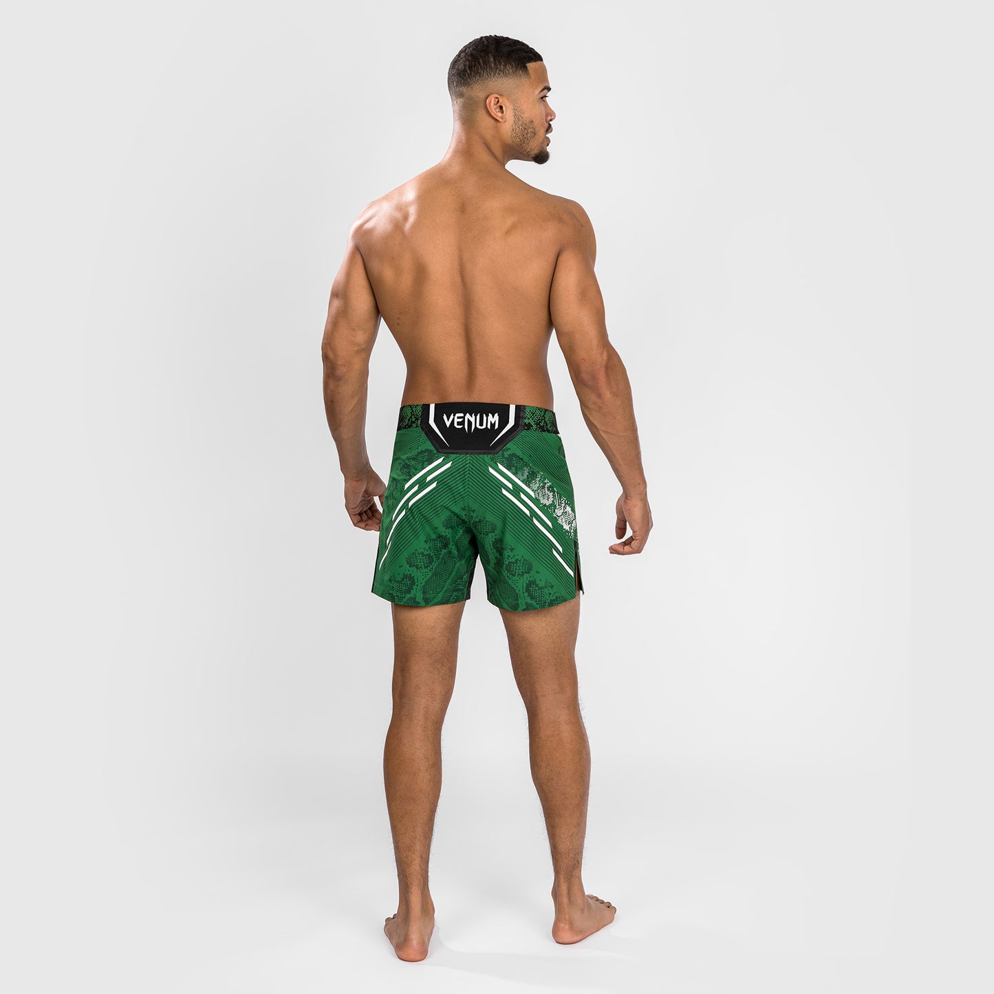 UFC Adrenaline by Venum Gepersonaliseerd Authentic Fight Night Heren Kort Gevecht - Korte Pasvorm - Groen