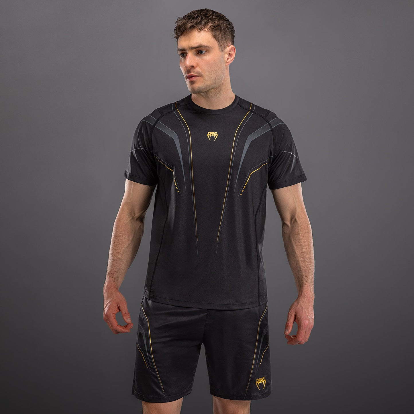 Venum Streamline Dry Tech T-shirt – Zwart/Goud