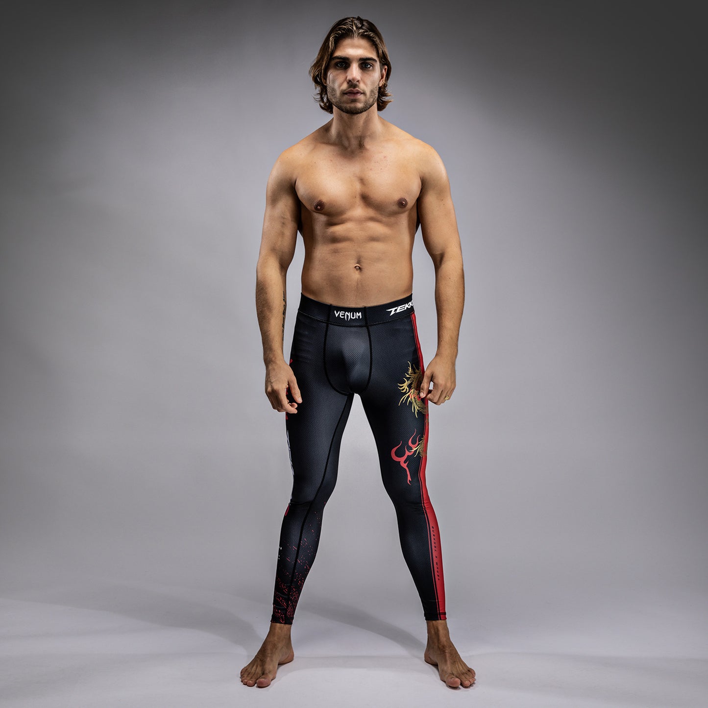 Venum x TEKKEN 8 - Marshall Law Spats - Zwart/Rood/Goud