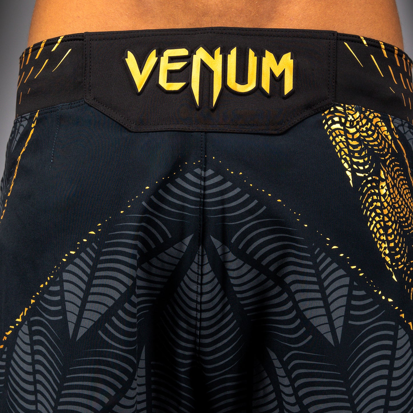 UFC Zenith by Venum Authentic Fight Night Gladiator Fight Short Heren - Champion