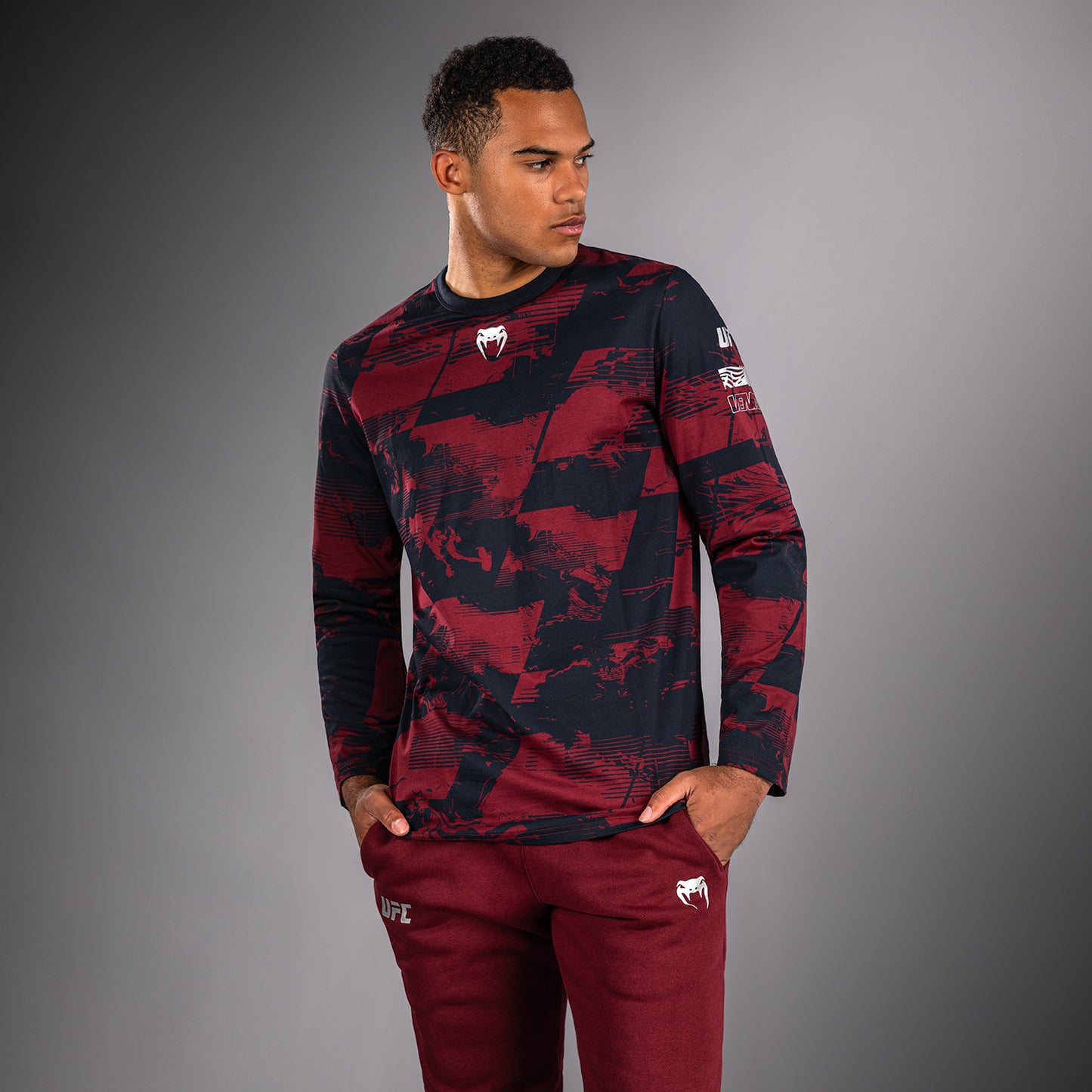 UFC Zenith by Venum Authentic Fight Week Longsleeve T-shirt Heren - Marineblauw/Bordeauxrood/Zilver