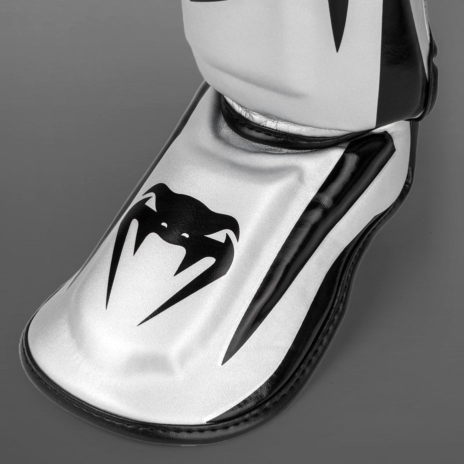 Venum Elite Scheenbeschermers - Zilver/Zwart