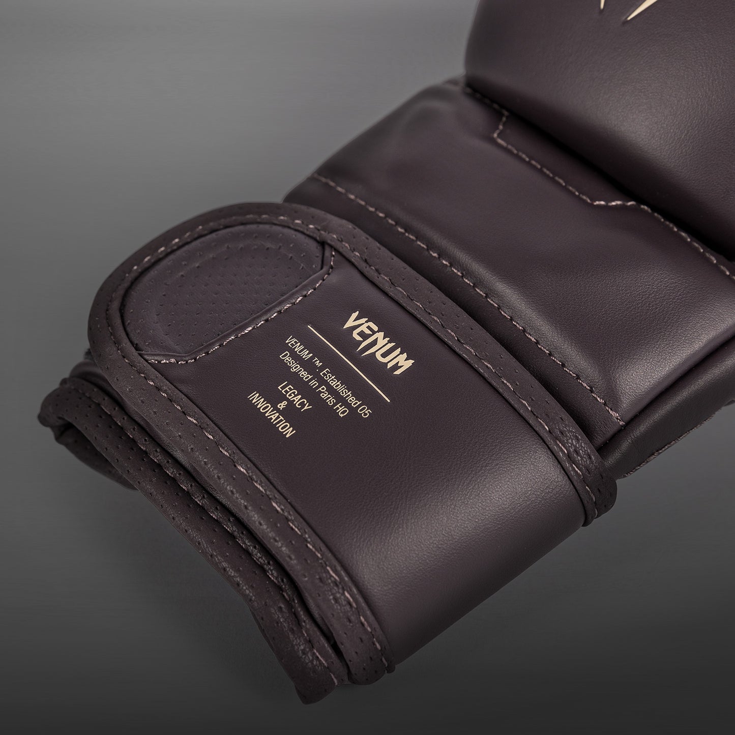 Venum Impact Evo MMA Sparring Handschoenen - Chocolade
