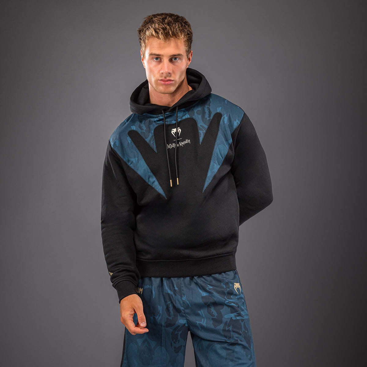 Jujutsu Kaisen x Venum Fushiguro Hoodie – Oceaan Blauw