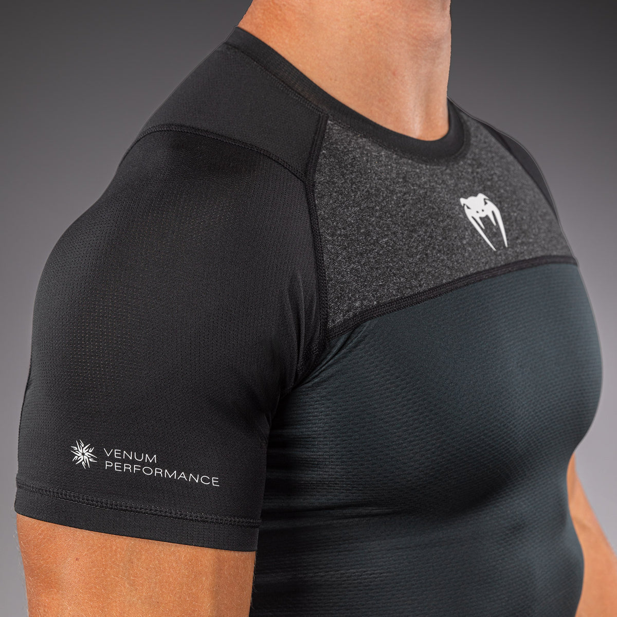 Venum G-Fit Scale Rashguard met korte mouwen - Zwart