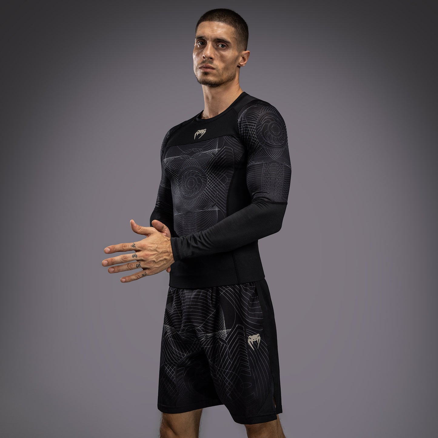 Venum G-Fit Air Lange Mouw Rashguard Heren - Diepzwart / Woestijnzand