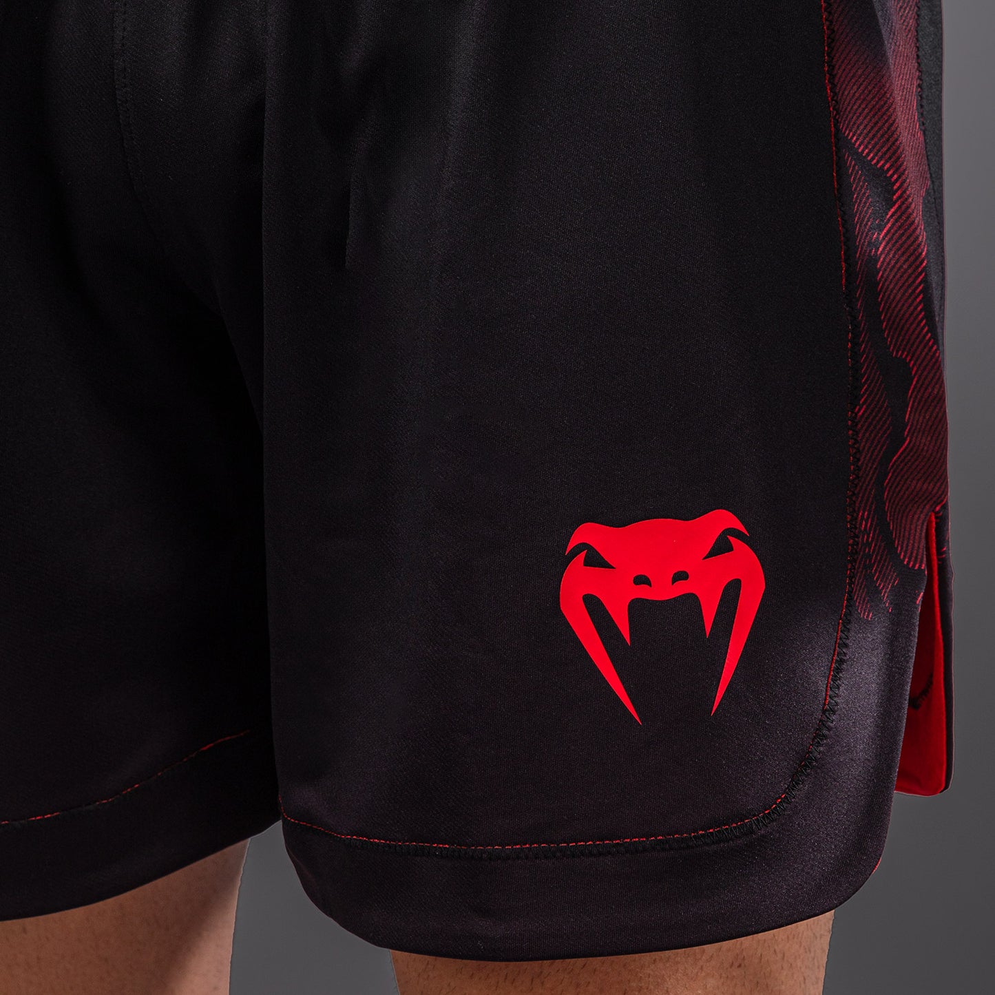 Venum Spectre Boksshort – Zwart/Rood