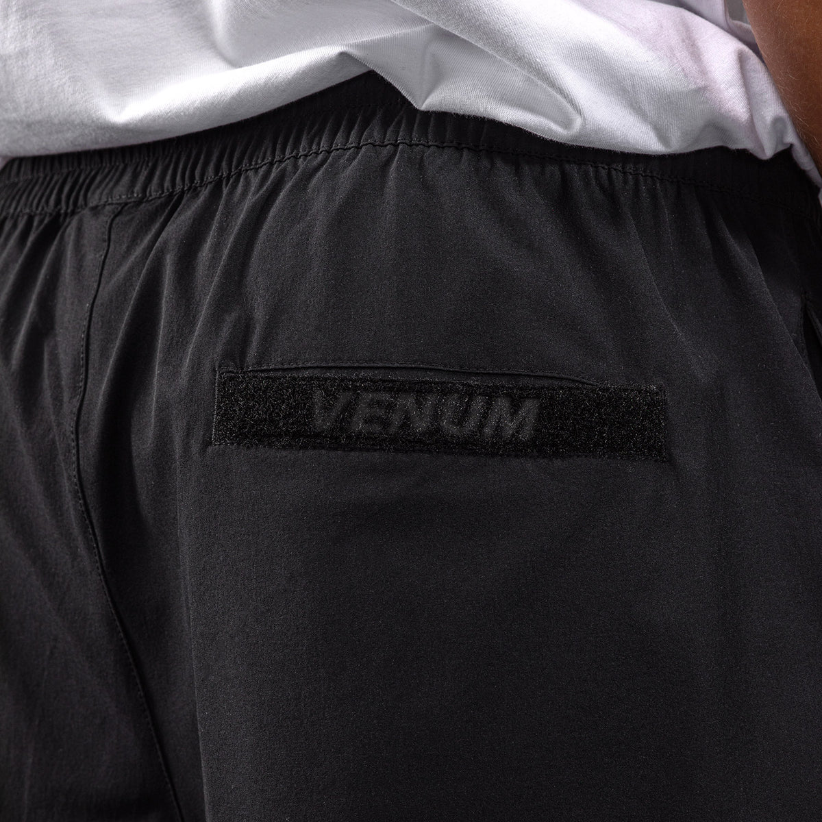 Venum Essential Woven Straight Broek met rechte pijpen - Zwart