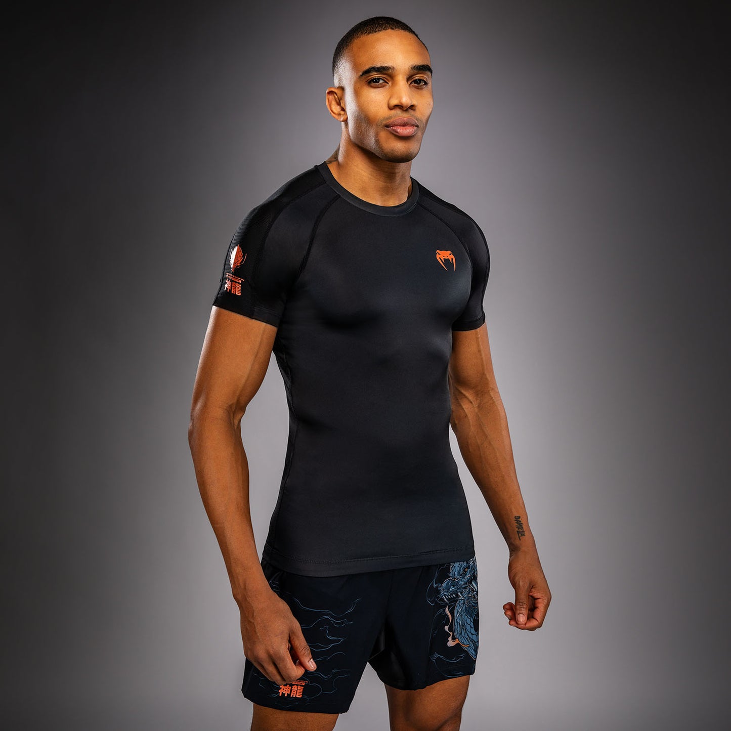 Venum Thunder Dragon Rashguard met korte mouwen – Zwart/Grijs/Koper