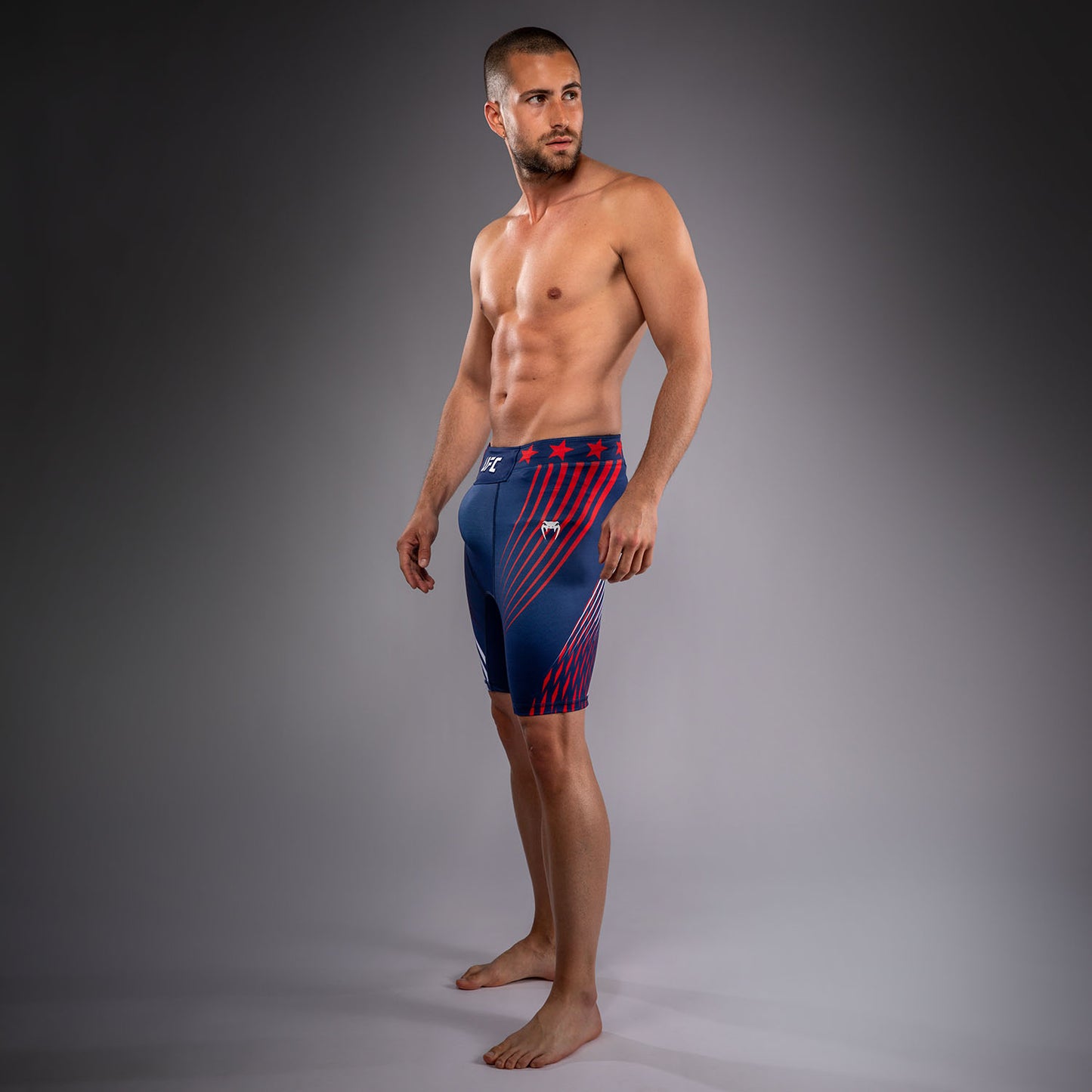 Official UFC Freedom 250 by Venum Authentic Fight Night Vale Tudo Shorts voor heren - Blauw