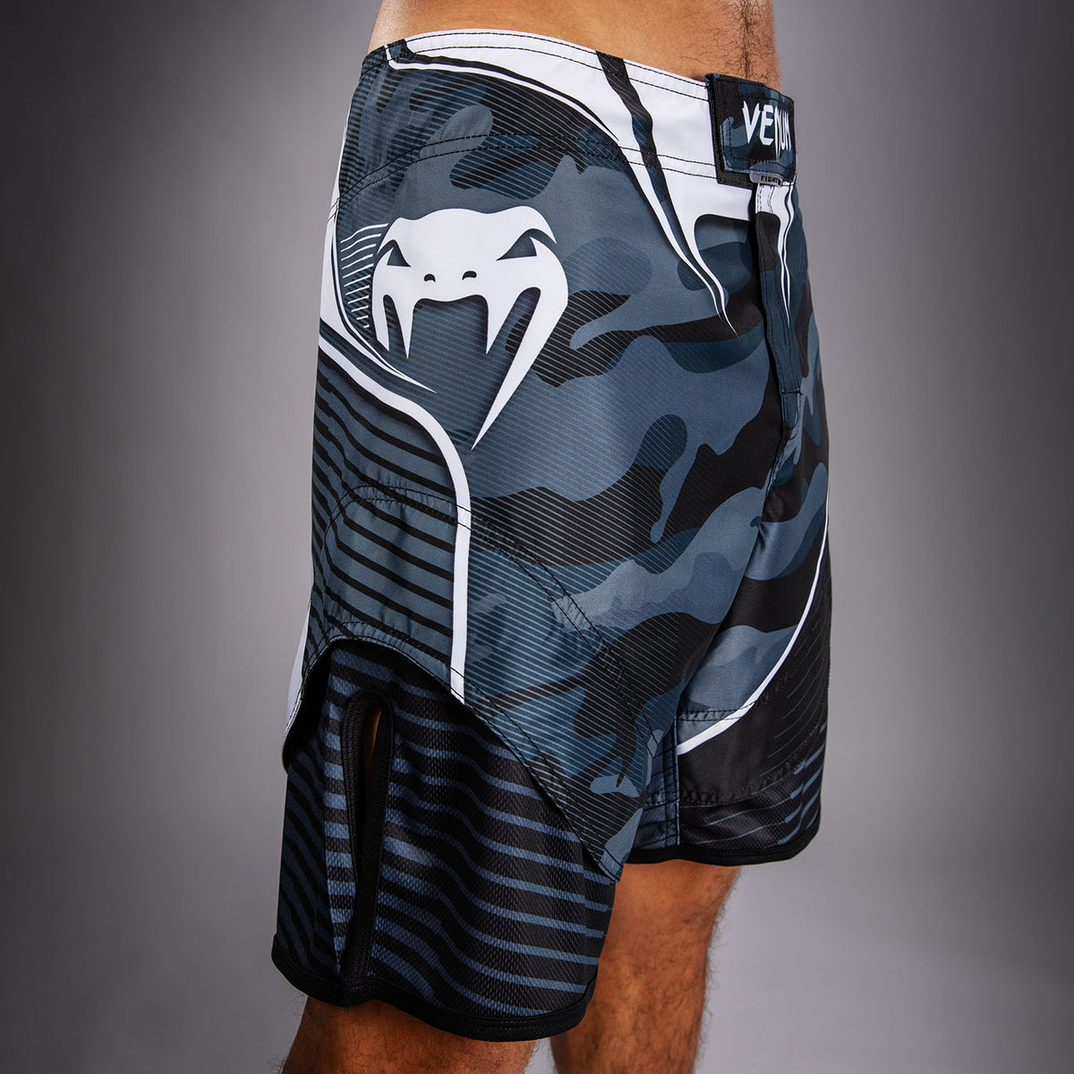 Venum Camo Hero Fightshorts - Donker Marineblauw/Blauw