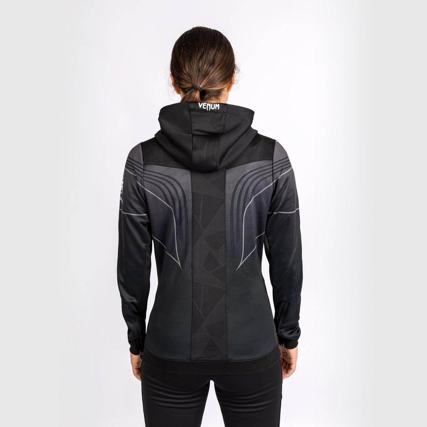 UFC Venum Gepersonaliseerde Authentic Fight Night 2.0 Vrouwen Walkout Hoodie - Zwart
