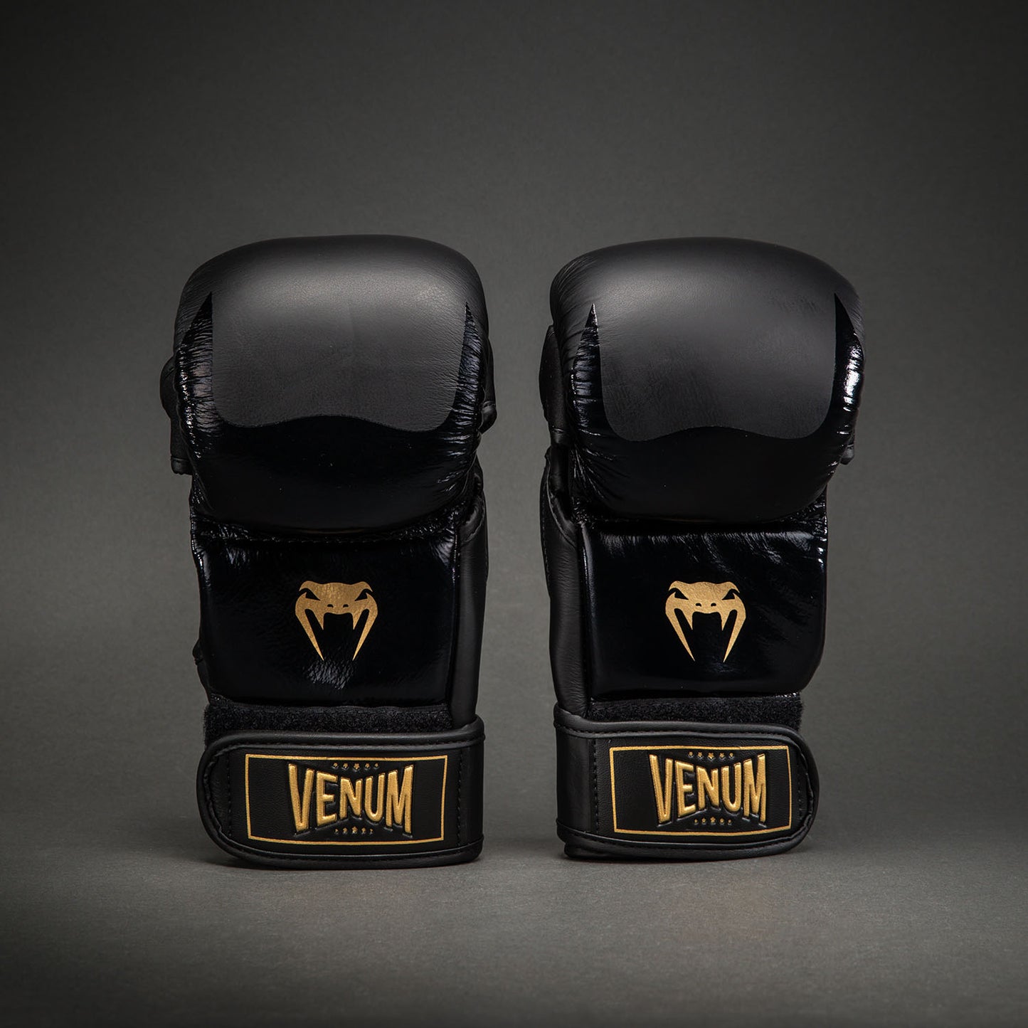 Venum Attack 2.0 Leren Sparring Handschoenen – Zwart/Goud