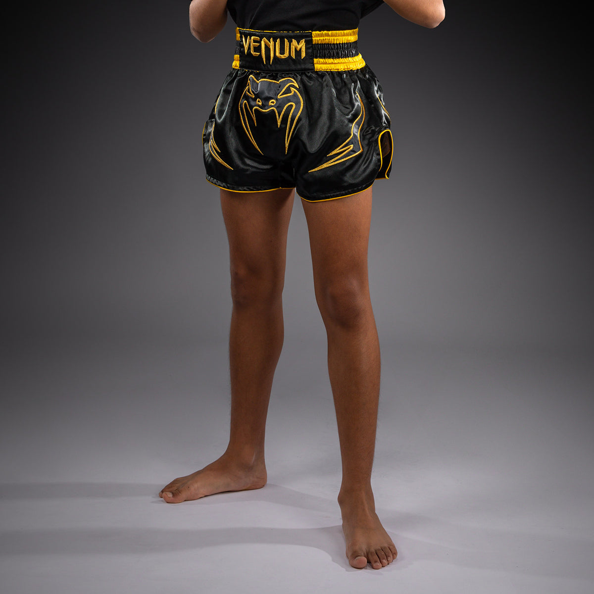 Venum Bangkok Fury Muay Thai-short voor kinderen - Zwart/Goud