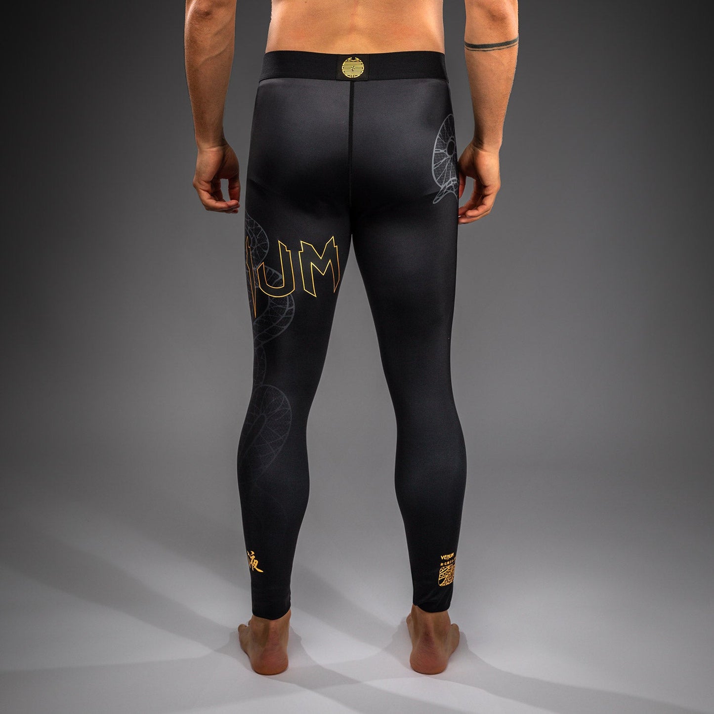Venum Serpenti Spats – Zwart/Zilver/Goud
