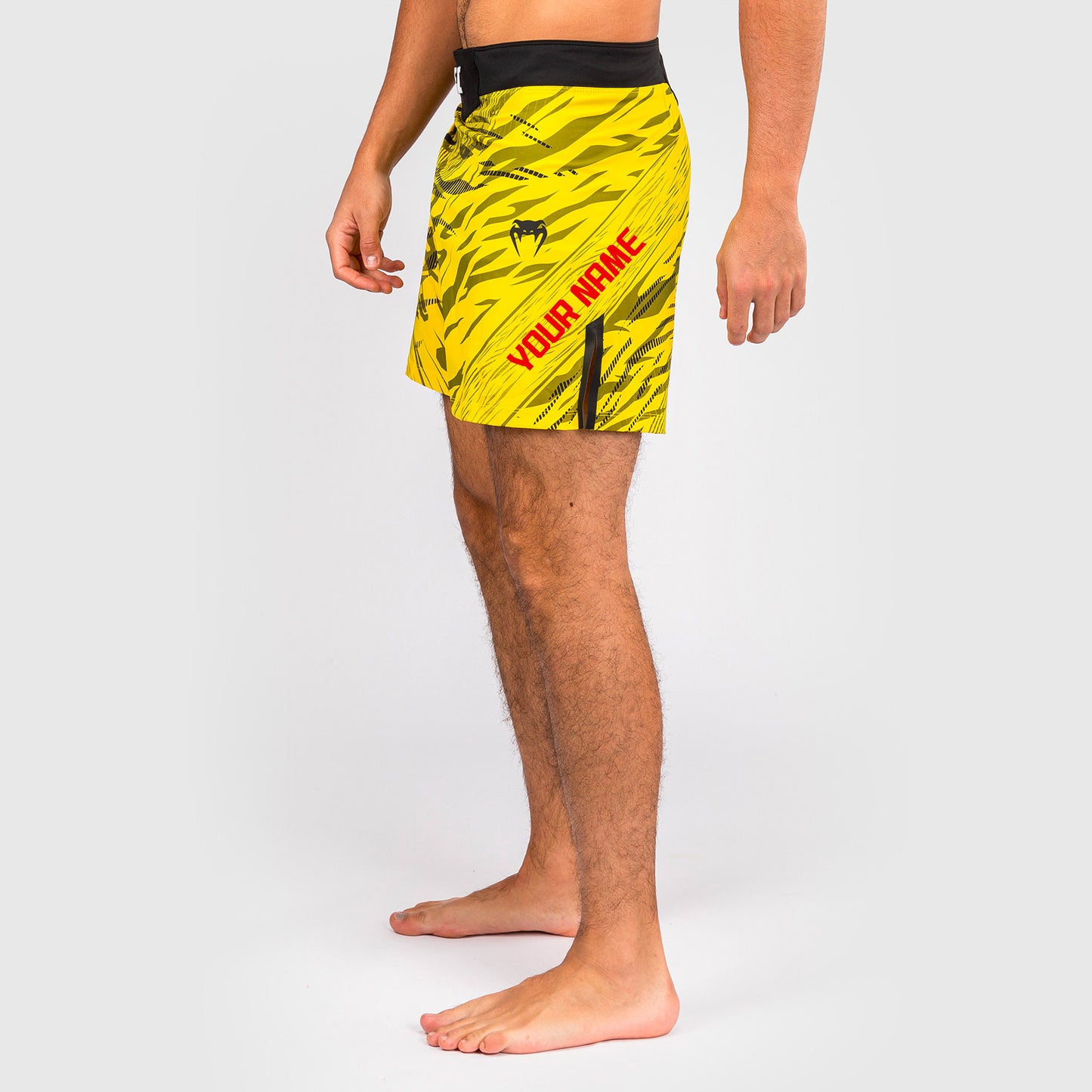 UFC Fusion by Venum Personalized Authentic Fight Night Fight Shorts voor Heren - Kort Fit - Geel