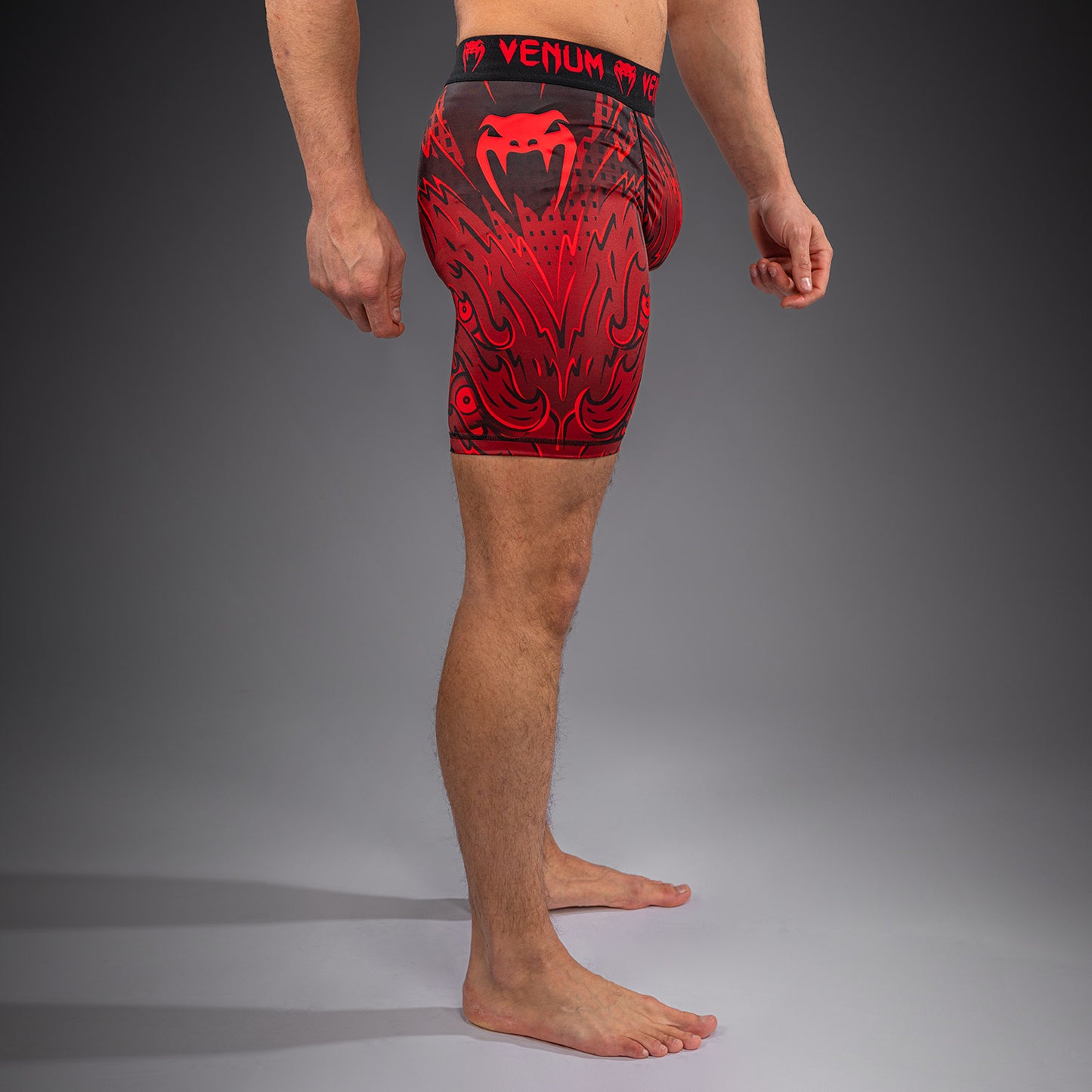 Venum Wolf Atak Compressieshort – Zwart/Rood