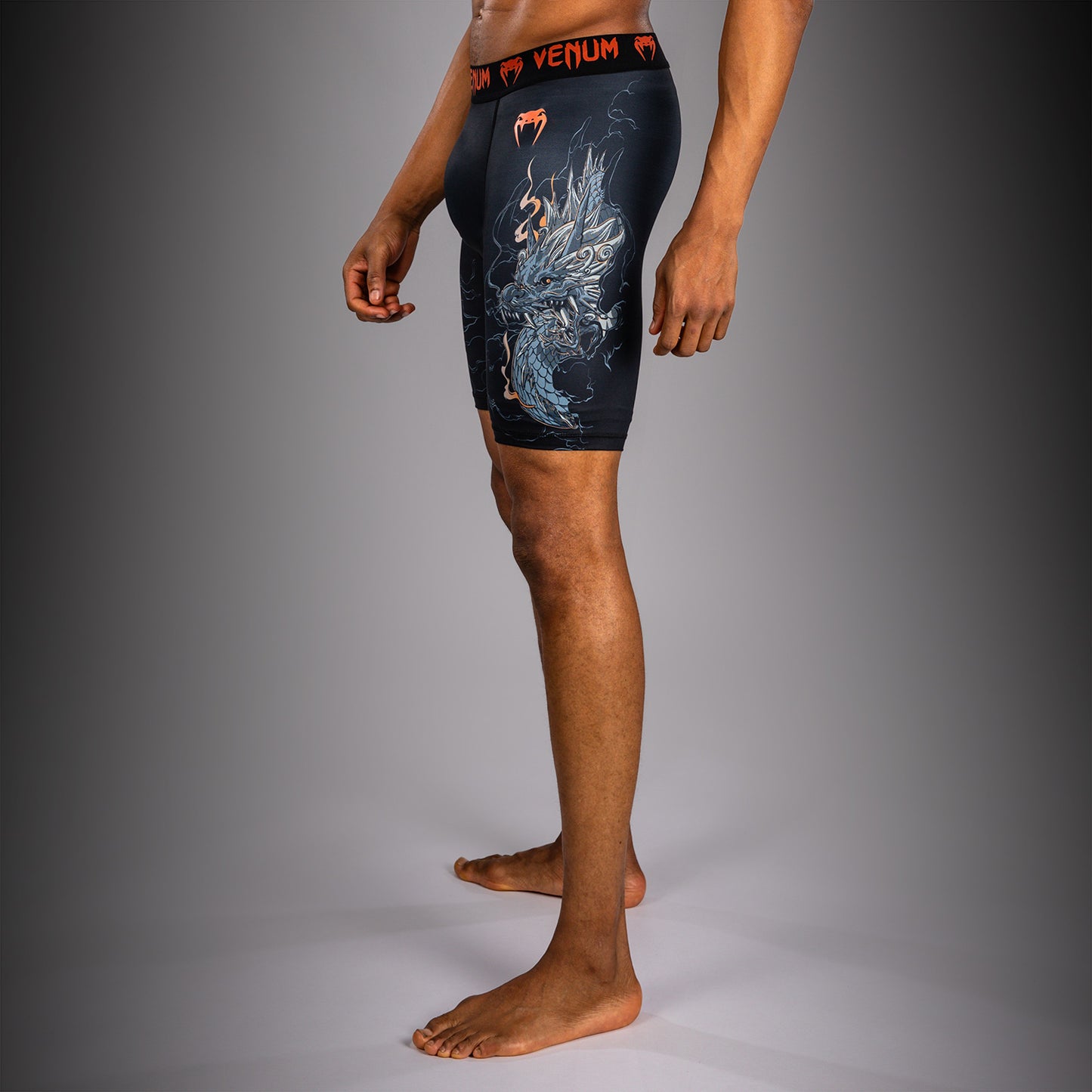 Venum Thunder Dragon Compressieshort – Zwart/Grijs/Koper