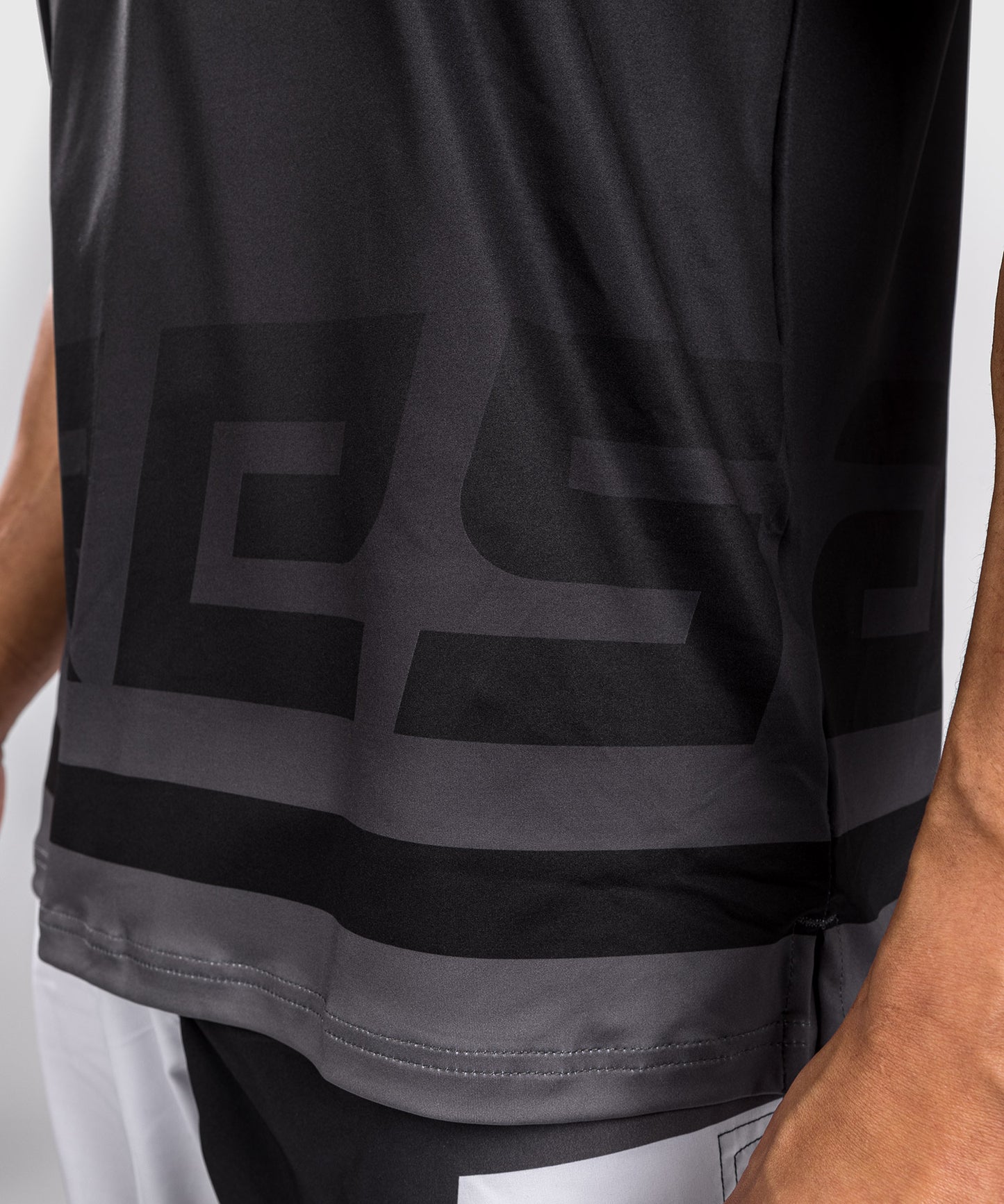 Venum x Ares Dry Tech Poloshirt - Zwart