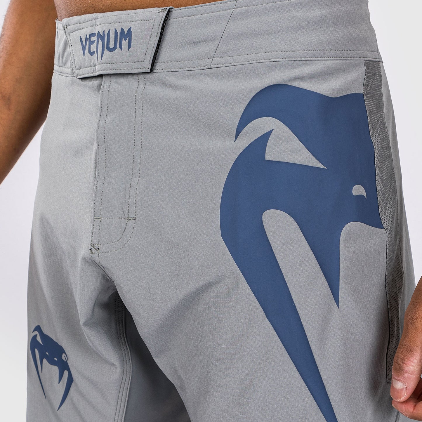 Venum Light 5.0 Vechtshorts - Grijs/Blauw