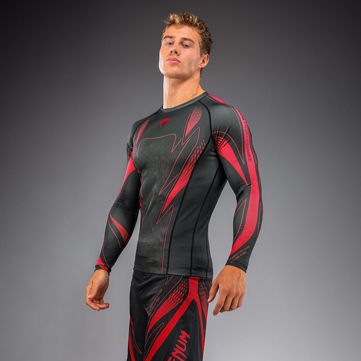Venum Amazonia Reborn Rashguard met lange mouwen - Zwart/Rood