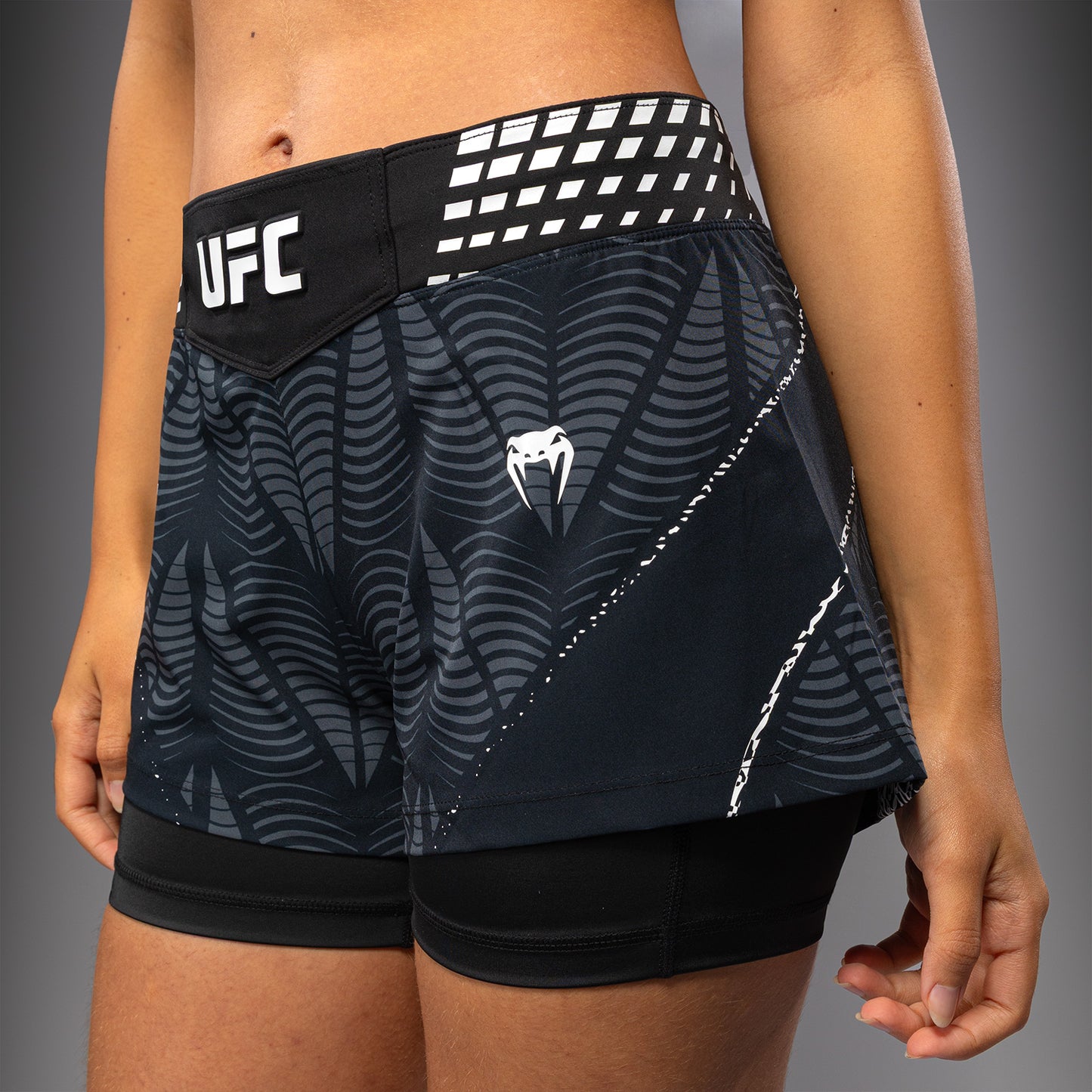 UFC Zenith by Venum Authentic Fight Night Short Fit Fight Short Dames Personalized - Zwart