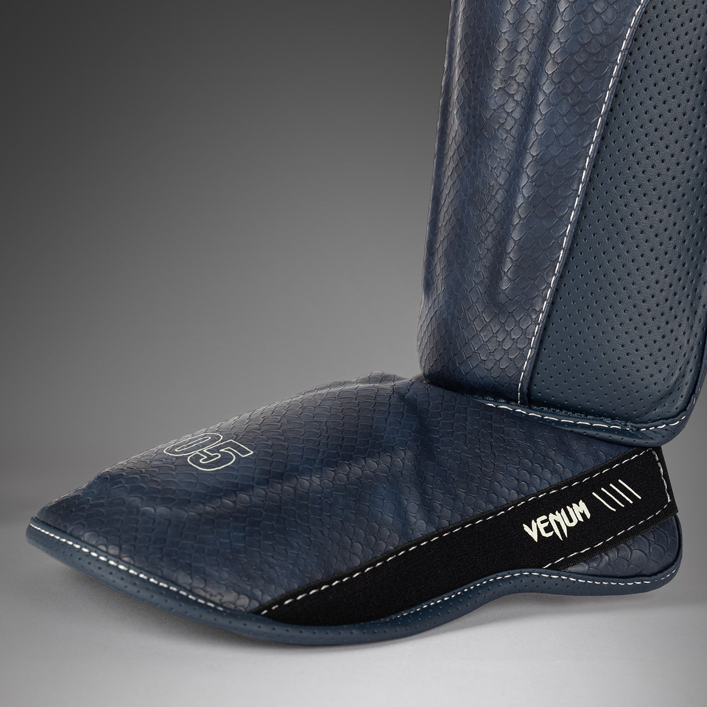 Venum Impact Evo Scales Scheenbeschermers – Middernachtblauw