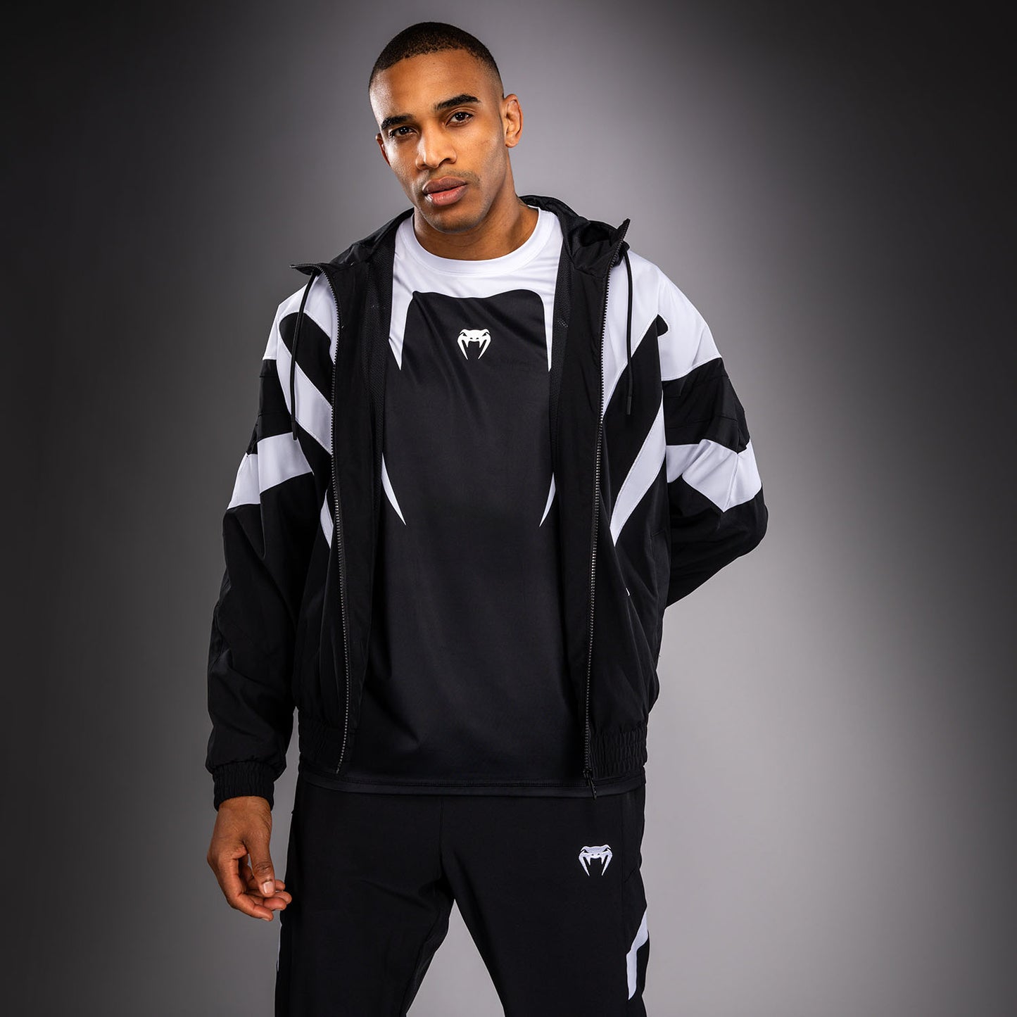 Venum Attack 90 Trainingsjas – Wit/Zwart